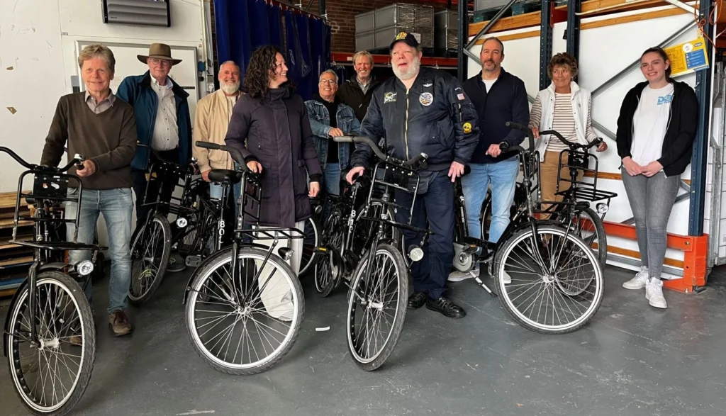 Mooie fietsdonatie aan Leidse Voedselbank